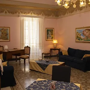Casa De Rollo Noto